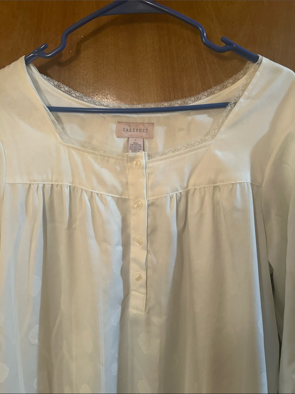 Vintage Cabernet Cream Long Sleeve Chemise Nightgown. L. Like new